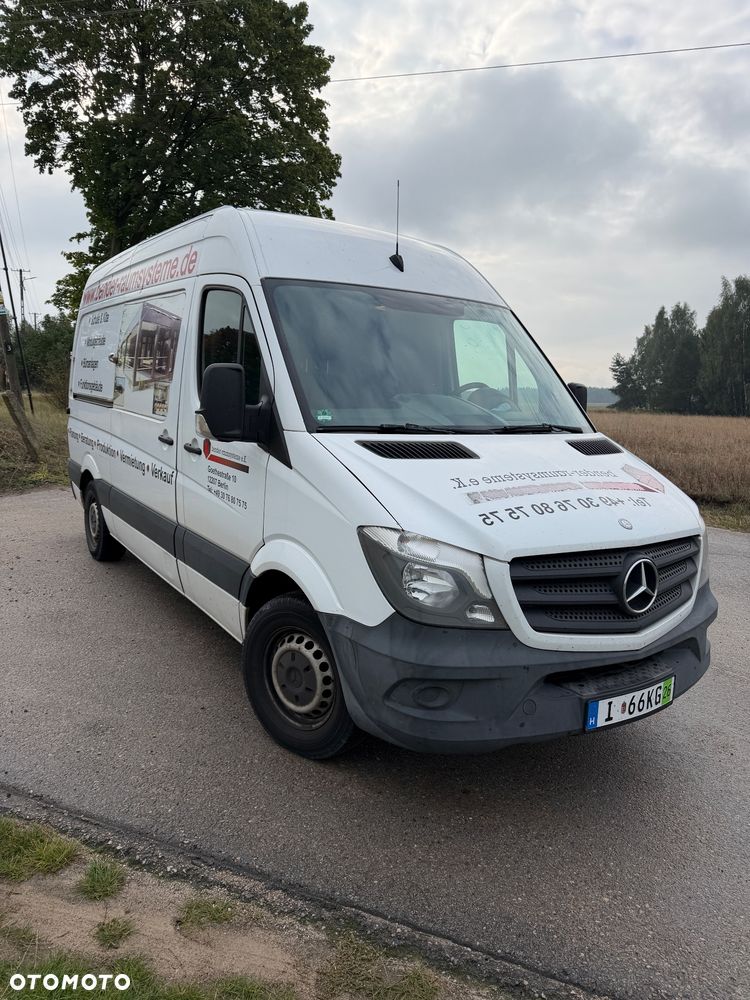 Mercedes-Benz Sprinter - 2