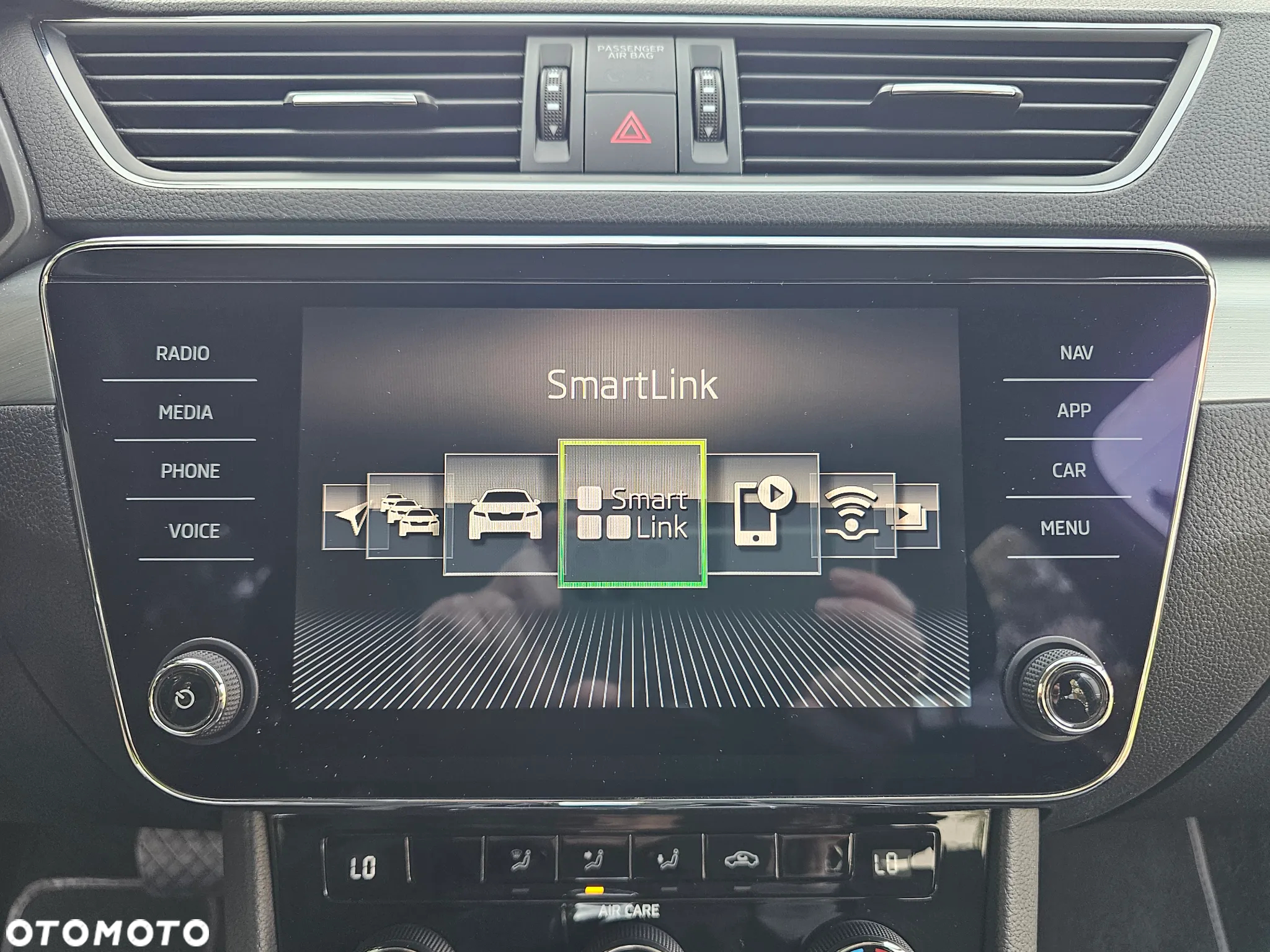 Skoda Superb 2.0 TDI DSG Premium Edition - 16