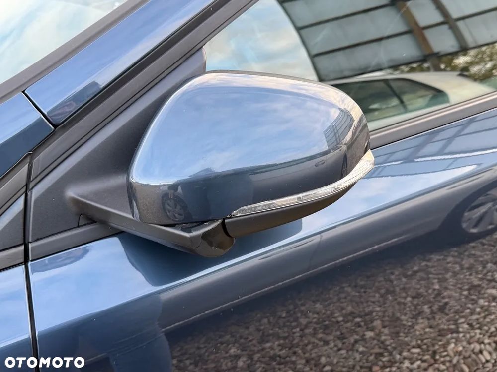 Volvo V40 D2 Drive-E Momentum - 36