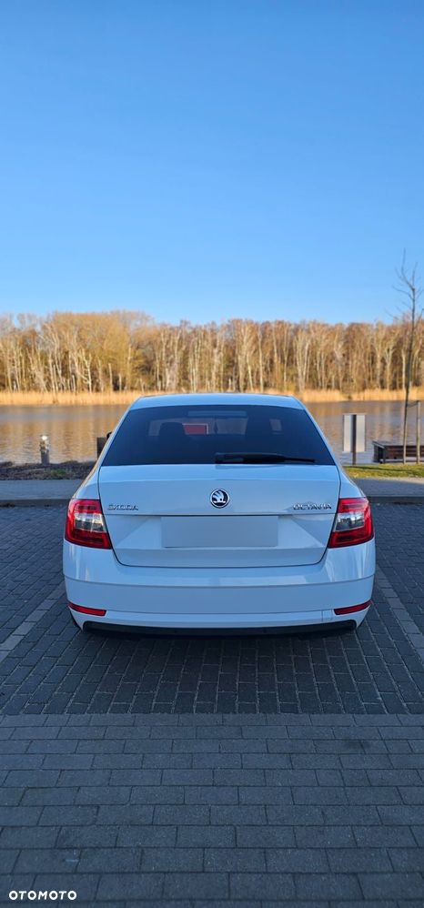 Skoda Octavia 2.0 TDI Ambition - 4