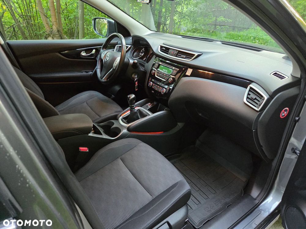 Nissan Qashqai 1.2 DIG-T Acenta EU6 - 16