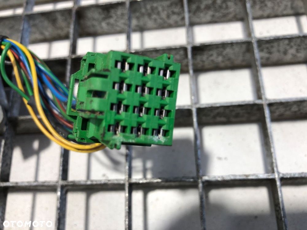 PRZEŁĄCZNIK WYCIERACZEK  VOLVO FH 2005 - 2022 460 21005294 - 4