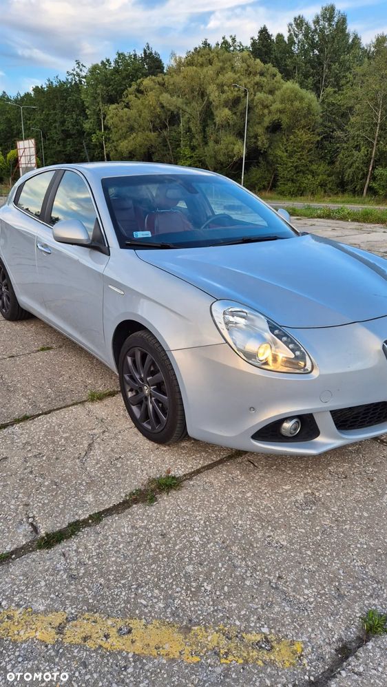 Alfa Romeo Giulietta 2.0 JTDM Exclusive TCT - 9