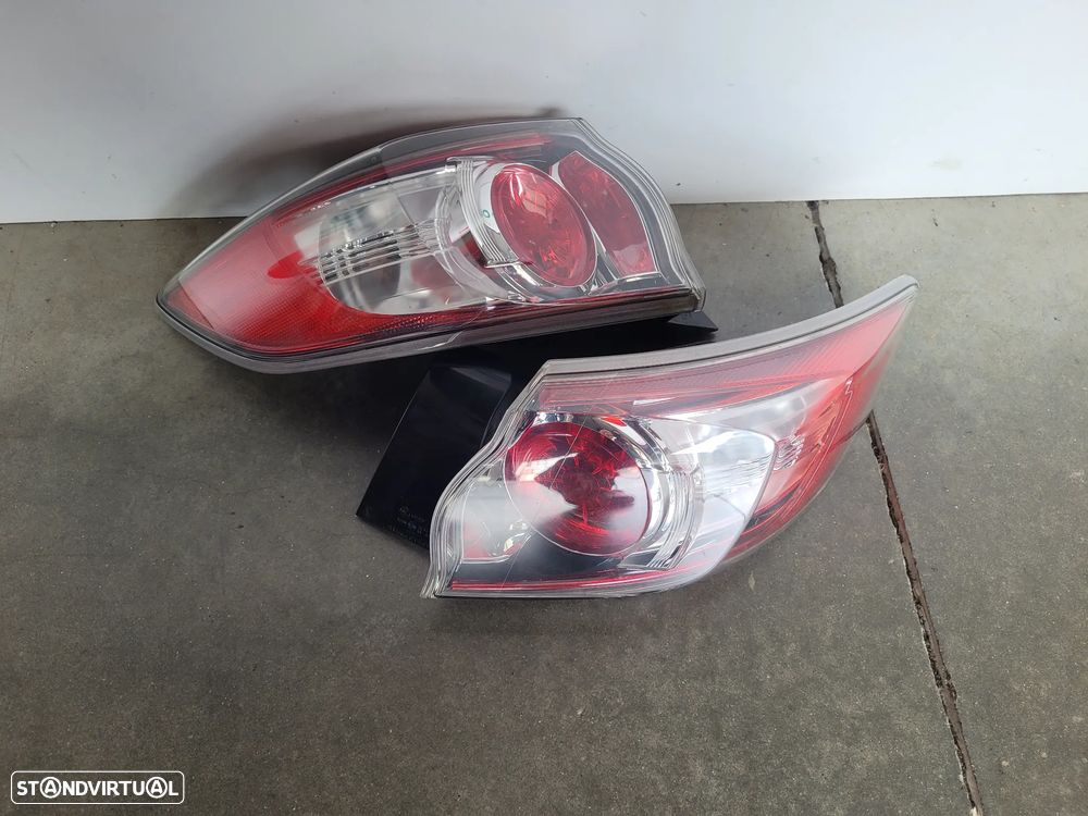 Farolins Mazda 3 2010 - 1