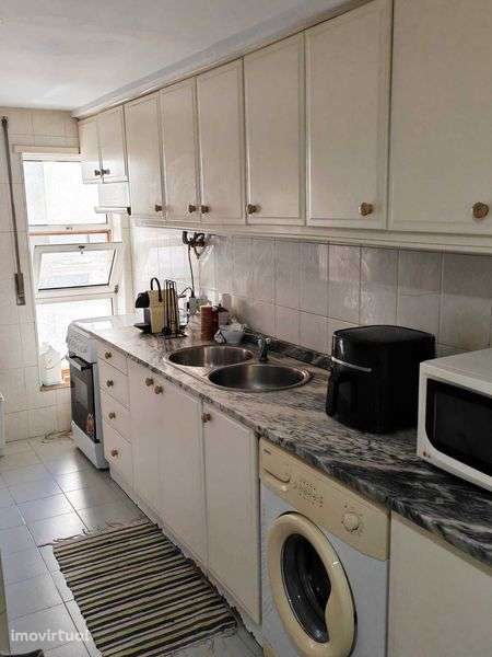 Apartamento T1 – Disponibilidade Imediata / Curta Duração - Grande imagem: 2/8