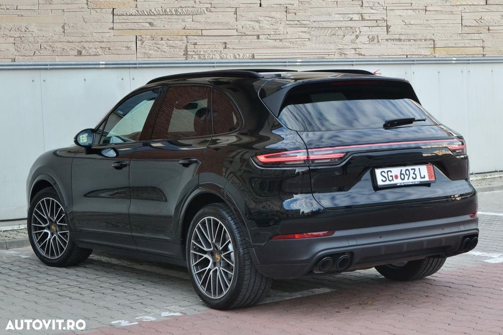 Porsche Cayenne Tiptronic S - 10