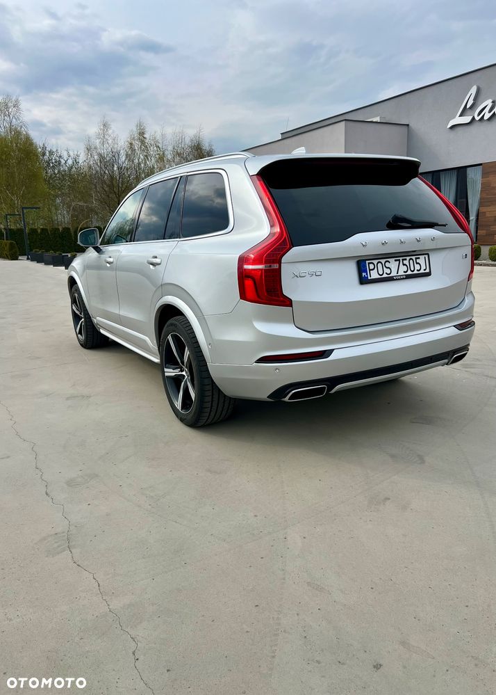 Volvo XC 90 D5 AWD Geartronic RDesign - 5