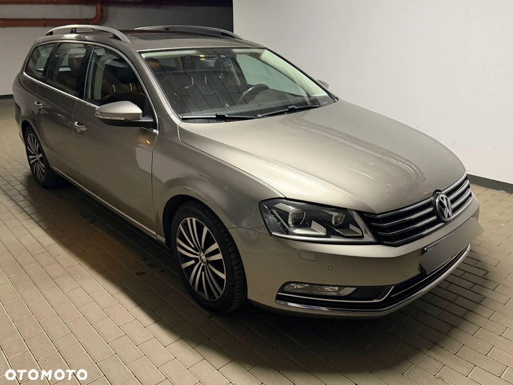 Volkswagen Passat 2.0 TDI Highline DSG - 8