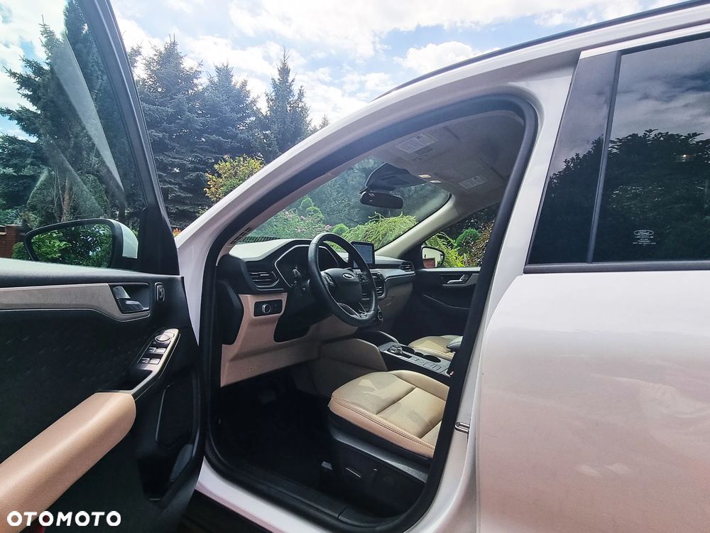 Ford Escape 2.0 EcoBoost AWD Titanium - 15