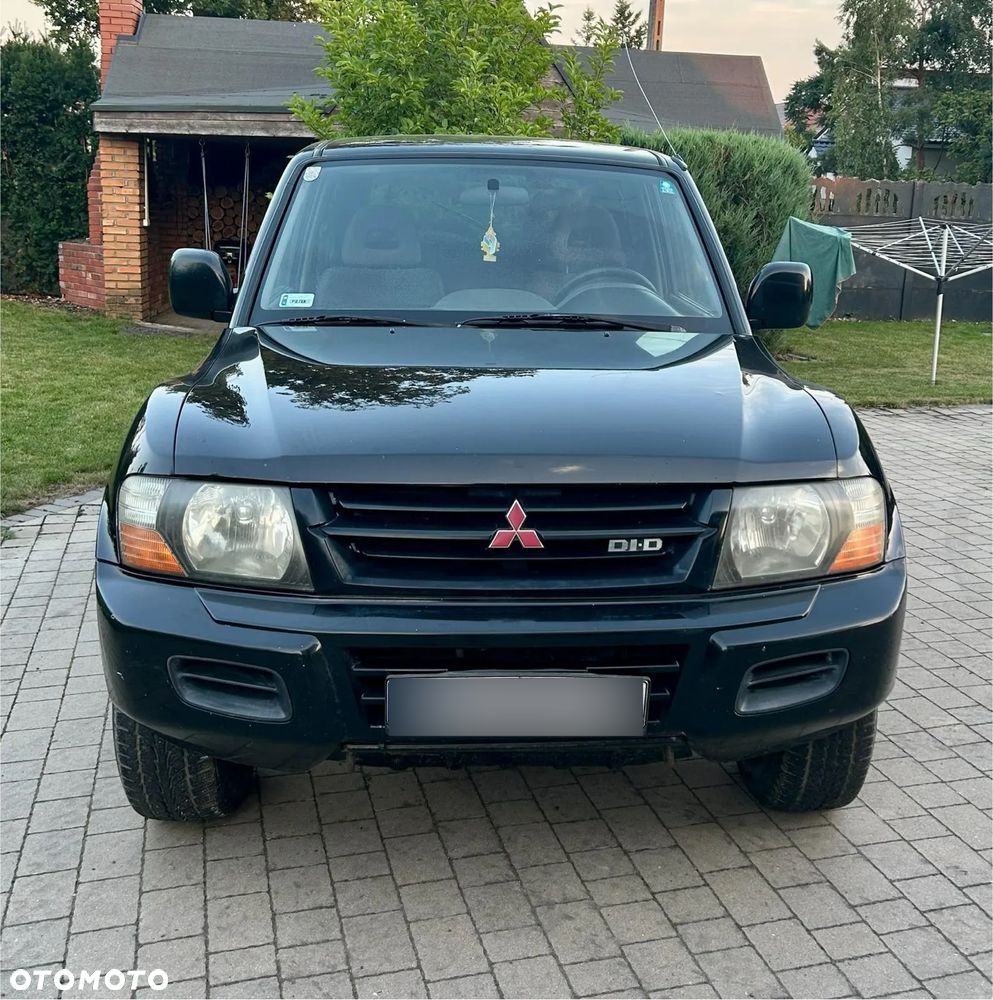 Mitsubishi Pajero 3.2 DID 5os (lea) - 1