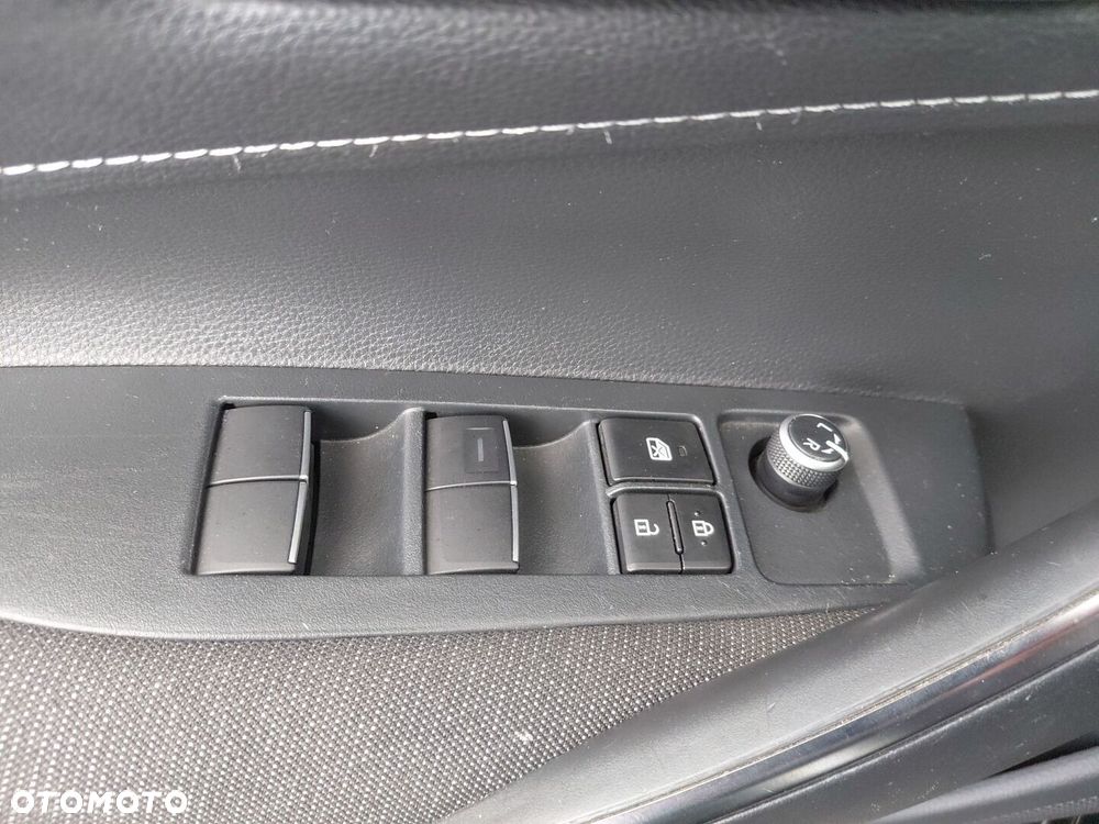 Toyota Corolla 1.8 Hybrid Comfort - 20