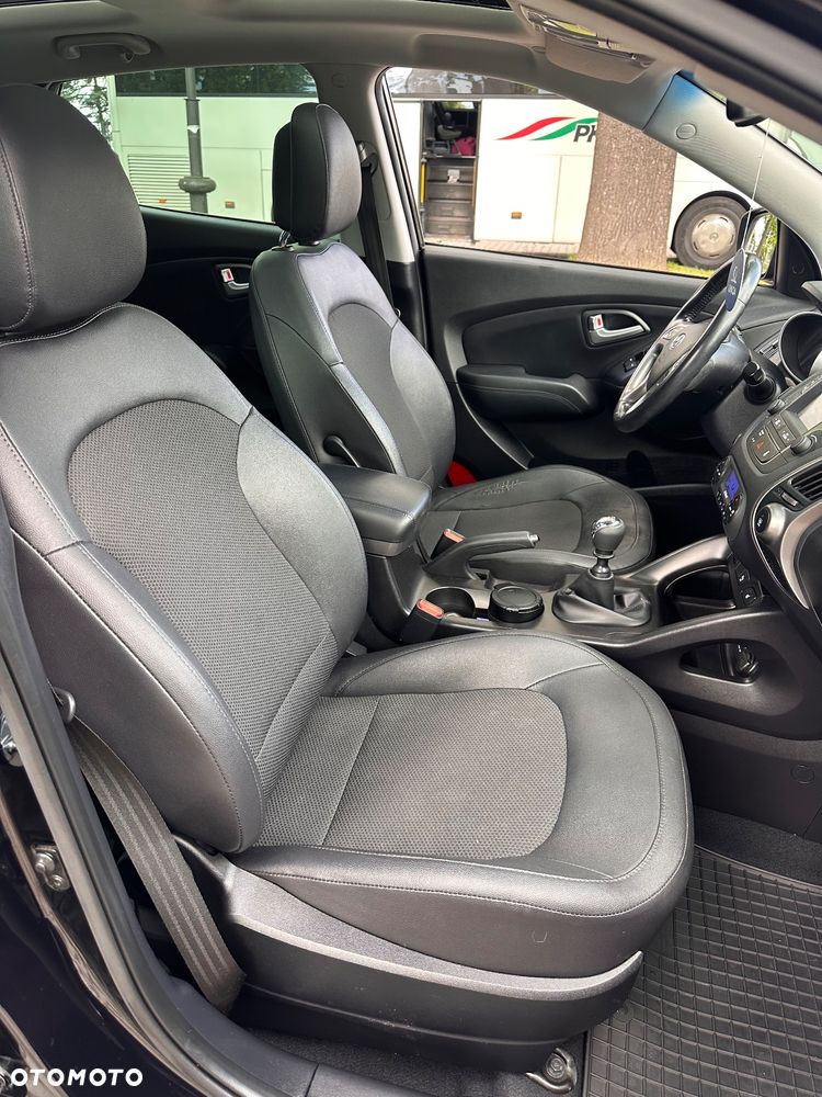 Hyundai ix35 1.7 CRDi 2WD blue Style - 15