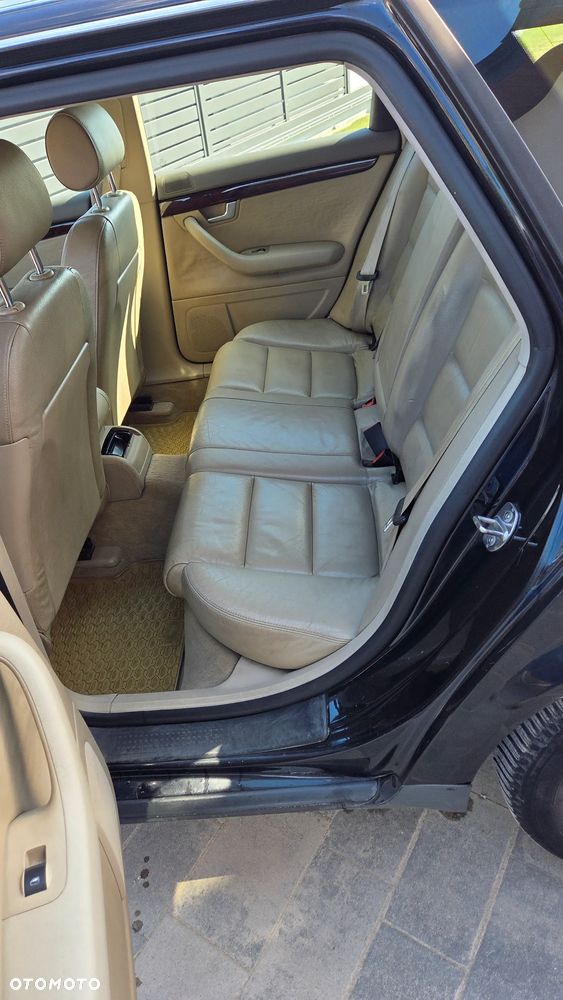 Audi A4 Avant 1.9 TDI multitronic - 18