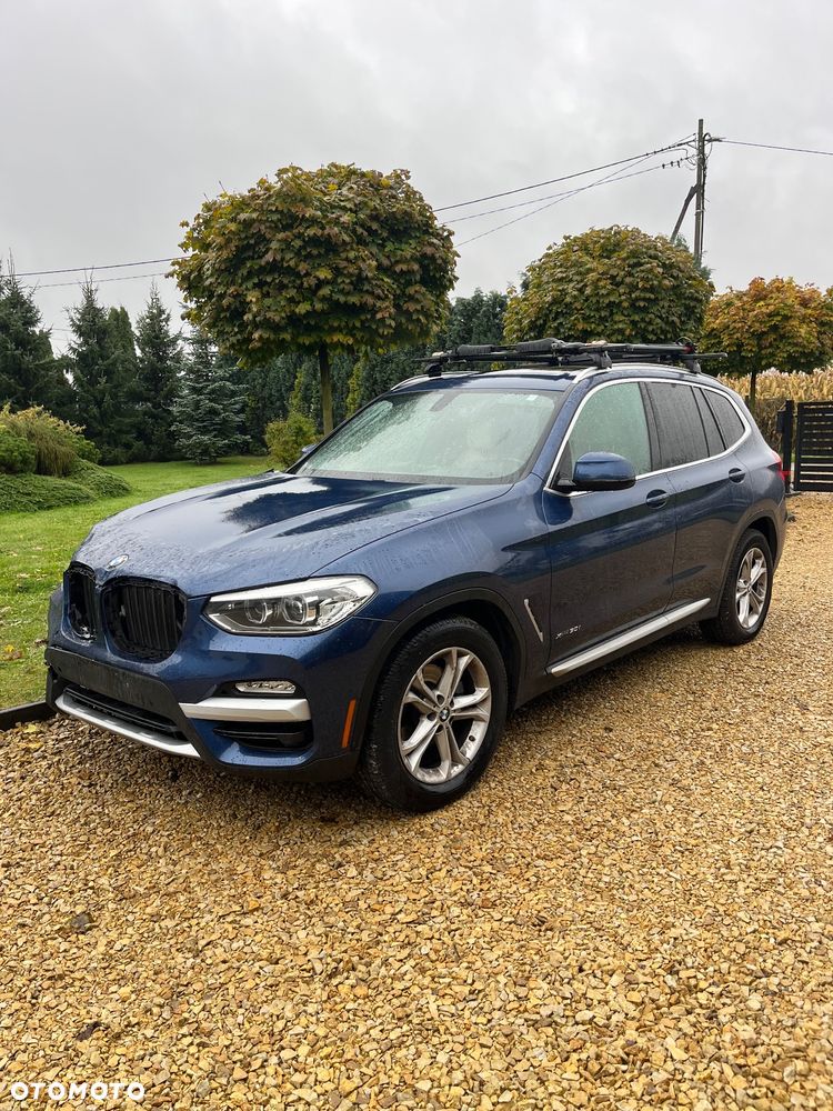 BMW X3 xDrive30i Advantage - 1