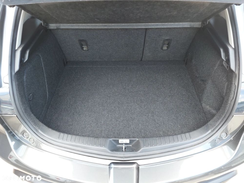 Mazda 3 2.0 MZR DISI Sports-Line - 28