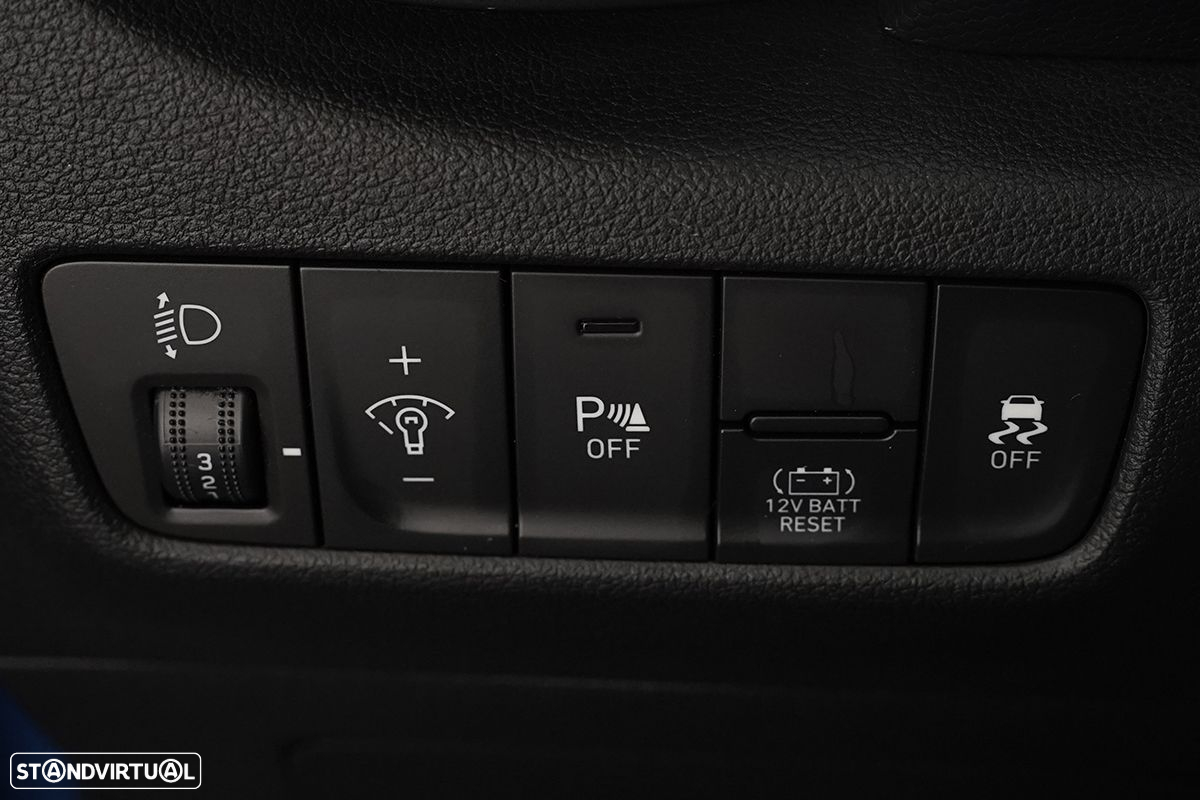 Hyundai Kauai 1.6 GDi HEV Premium - 17