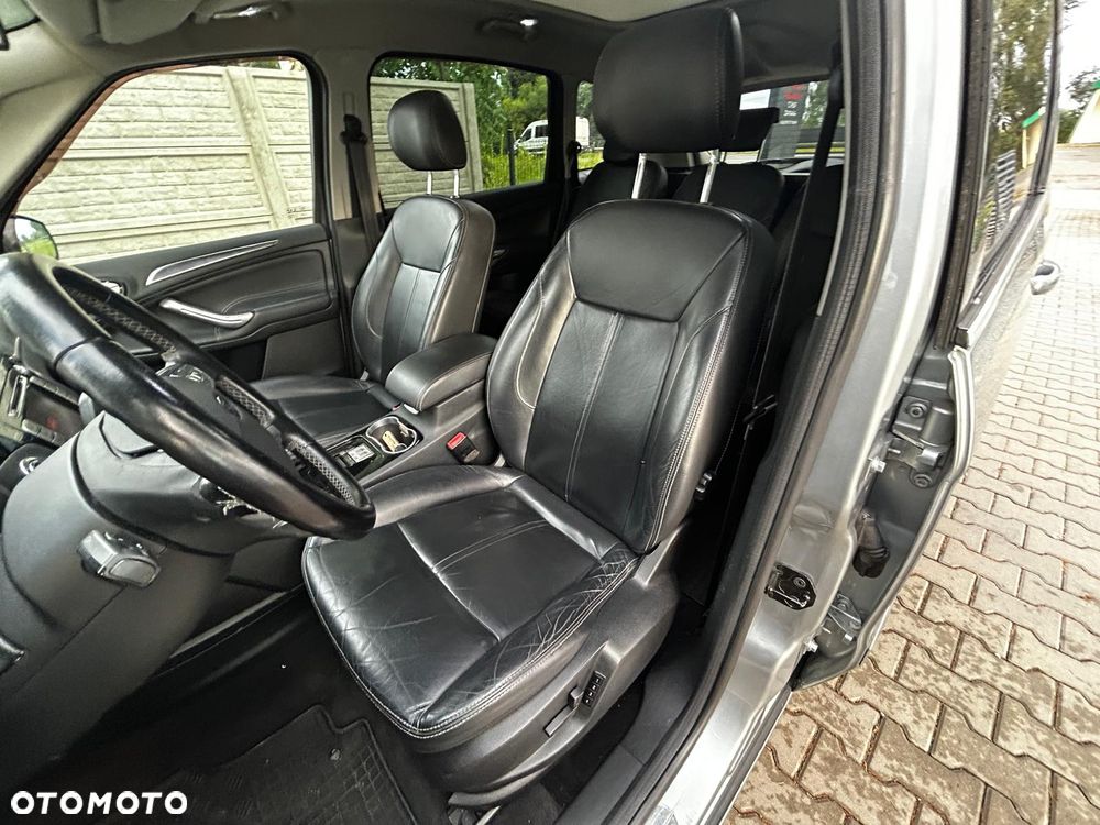 Ford S-Max 2.0 TDCi DPF Titanium X - 13