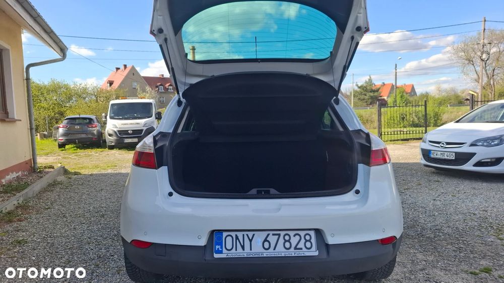 Renault Megane TCe 130 Night and Day - 8