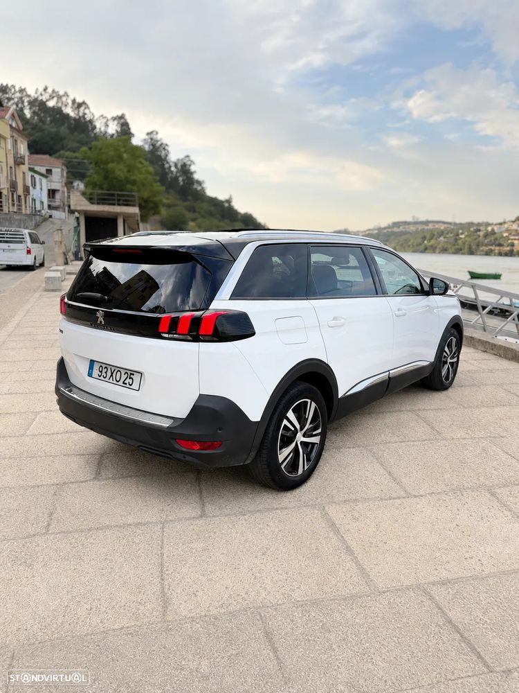 Peugeot 5008 1.5 BlueHDi Allure EAT8 - 5