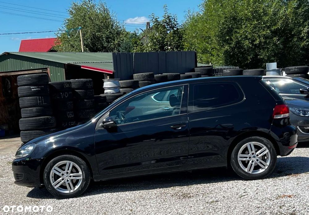 Volkswagen Golf - 6