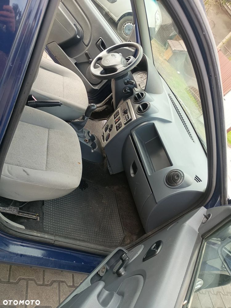 Dacia Logan Van - 13