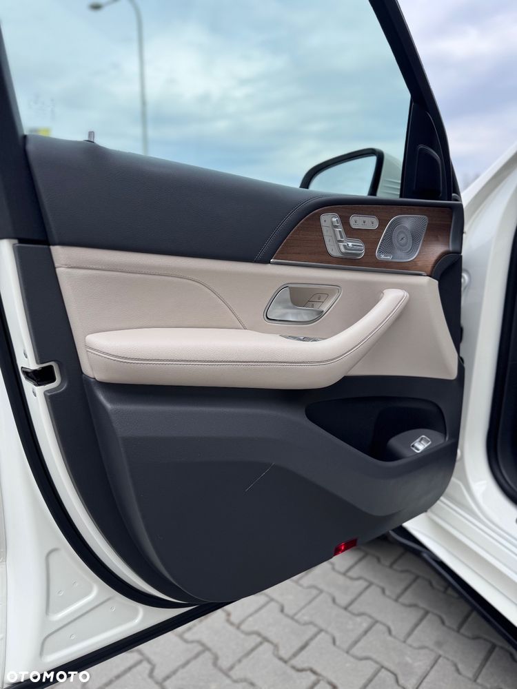 Mercedes-Benz GLS 400 d 4-Matic - 7