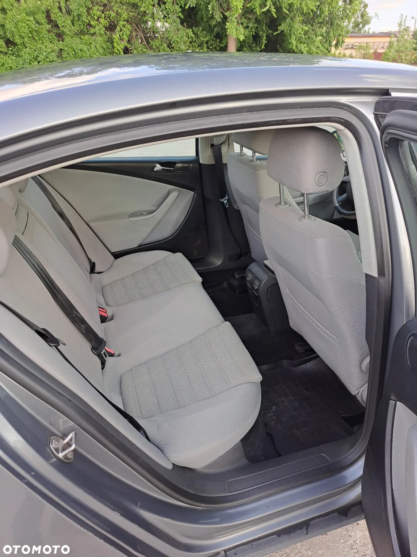 Volkswagen Passat 2.0 TDI Trendline - 6