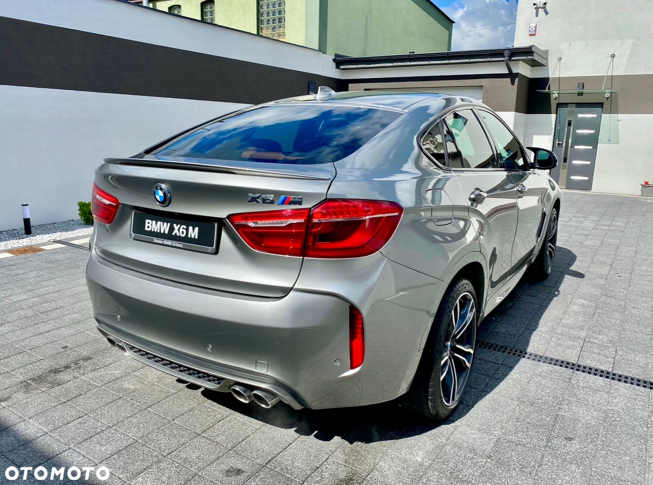 BMW X6M - 11