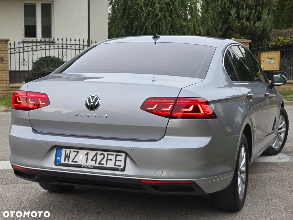 Volkswagen Passat - 7
