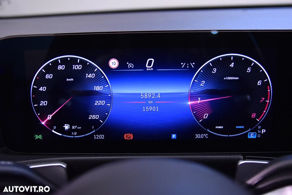 Mercedes-Benz GLB 220 4MATIC MHEV Aut. - 10