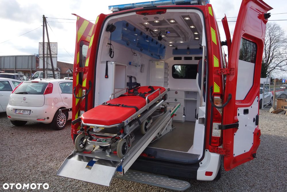 Renault Master , Karetka , Ambulans, Straż Pożarna - 18