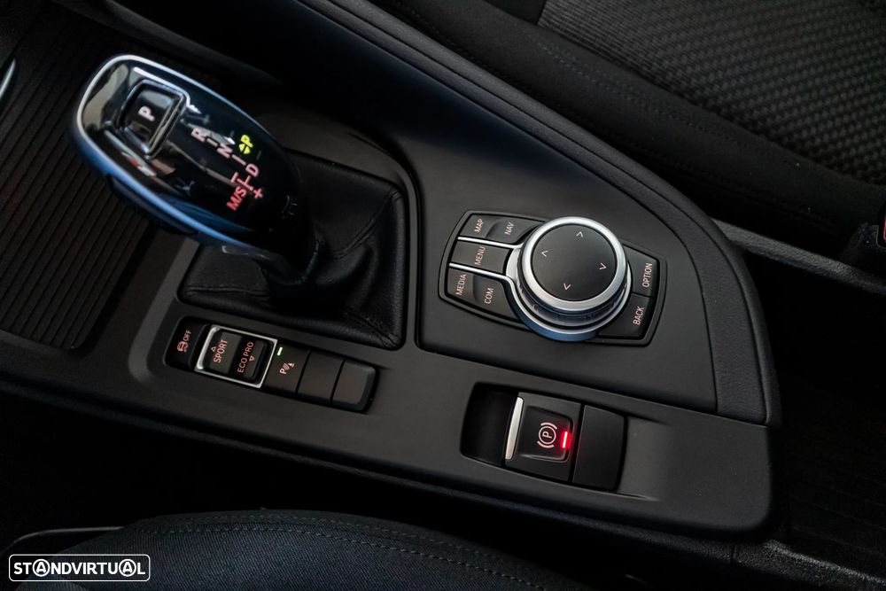 BMW X1 16 d sDrive Auto - 13