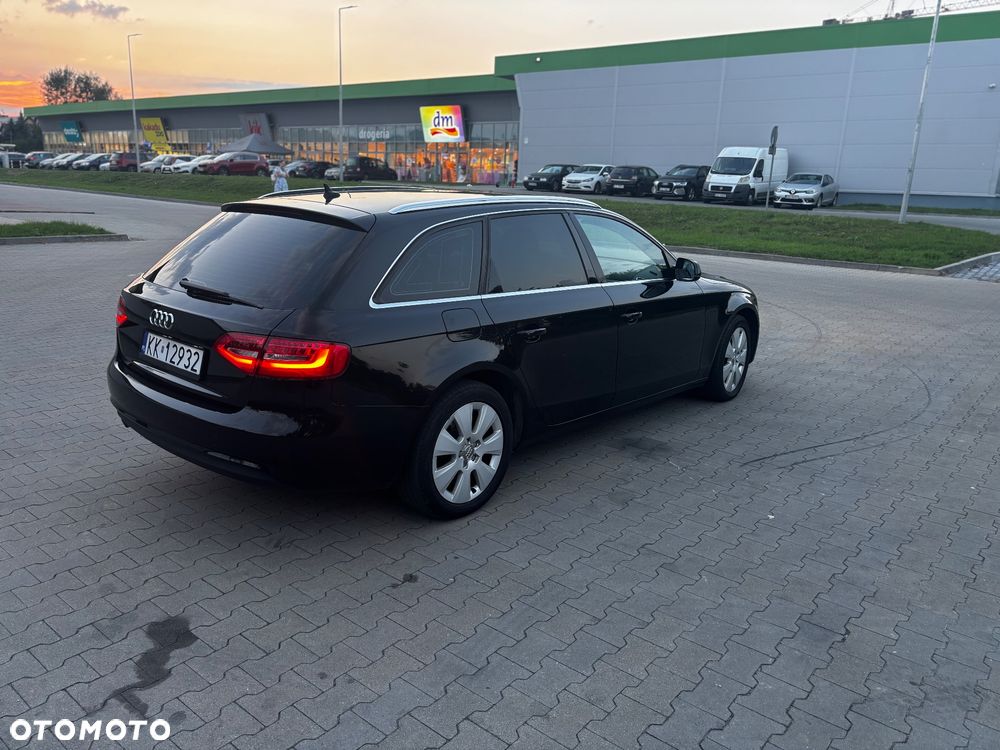 Audi A4 Avant - 13