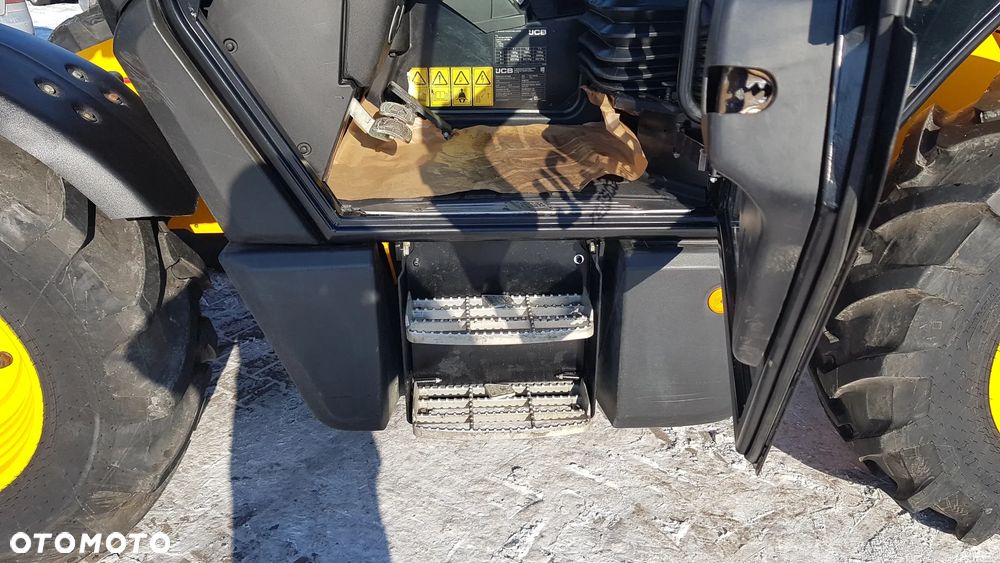 JCB 531-70 Agri Super 2018R - 19