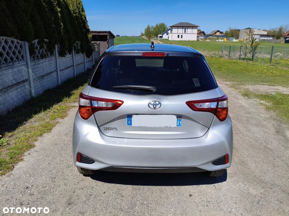 Toyota Yaris 1.5 20th Anniversary CVT - 4