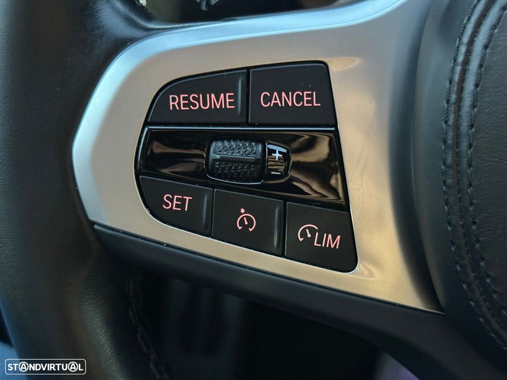 BMW 530 e Pack M - 33