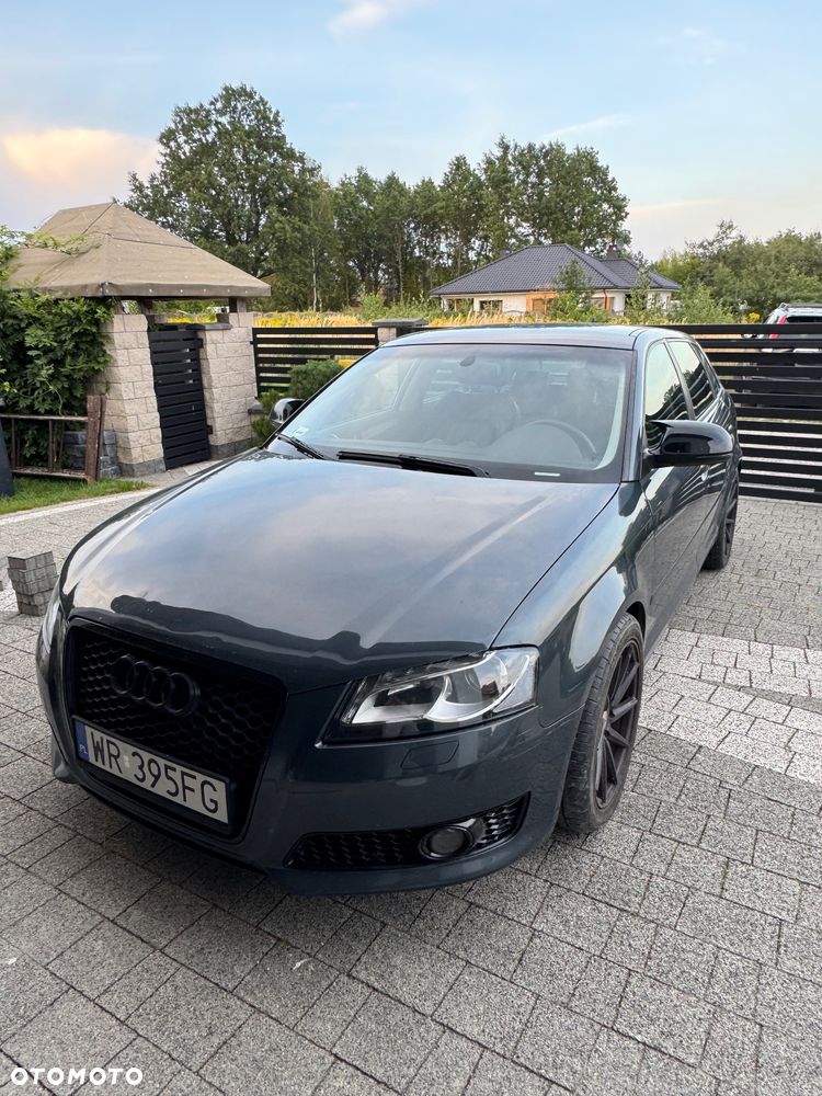 Audi A3 Sportback - 2