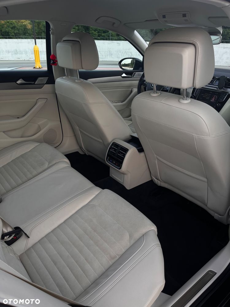 Volkswagen Passat 1.8 TSI BMT Highline DSG - 11