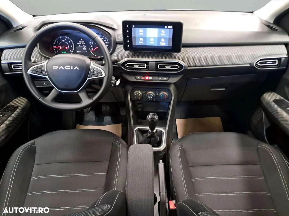 Dacia Logan TCe 90 MT6 Expression - 7