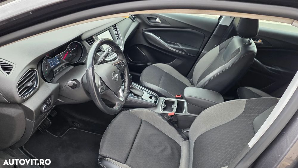 Opel Grandland X 1.2 Turbo START/STOP AT8 Business Edition - 7