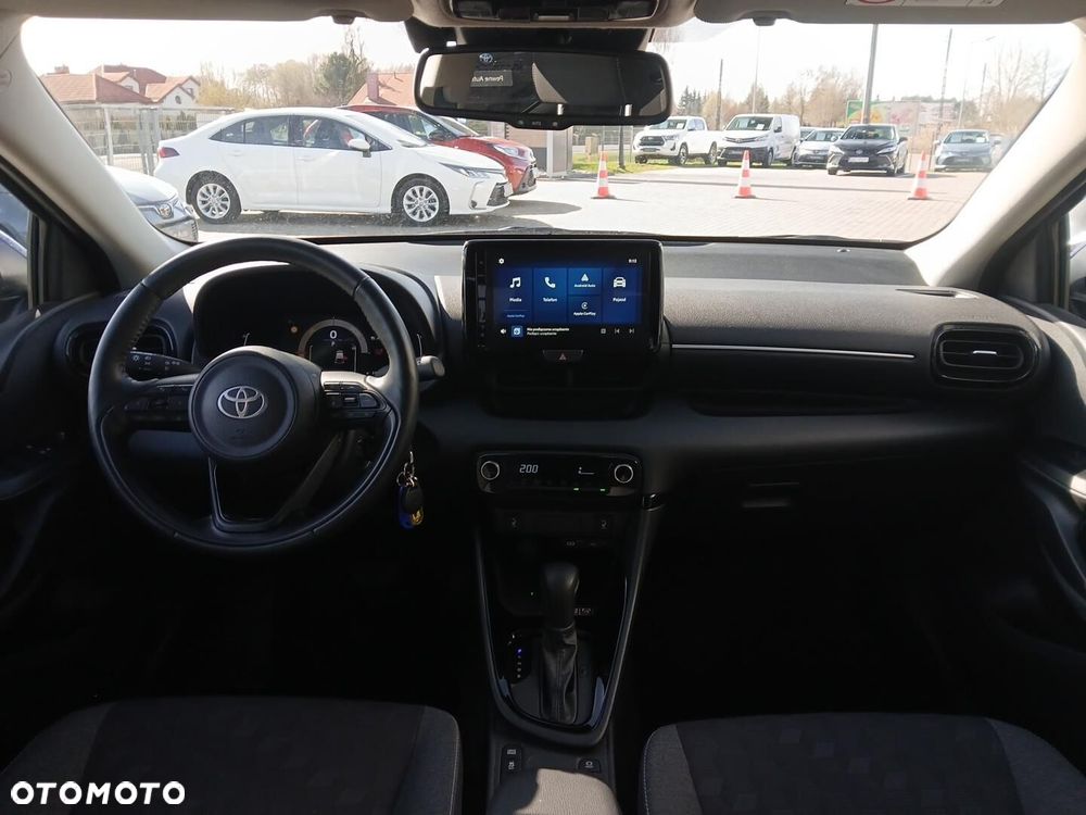 Toyota Yaris Hybrid 1.5 Style - 12