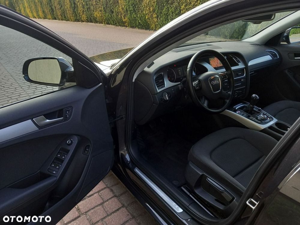 Audi A4 Limousine 2.0 TDI ultra DPF Attraction - 28