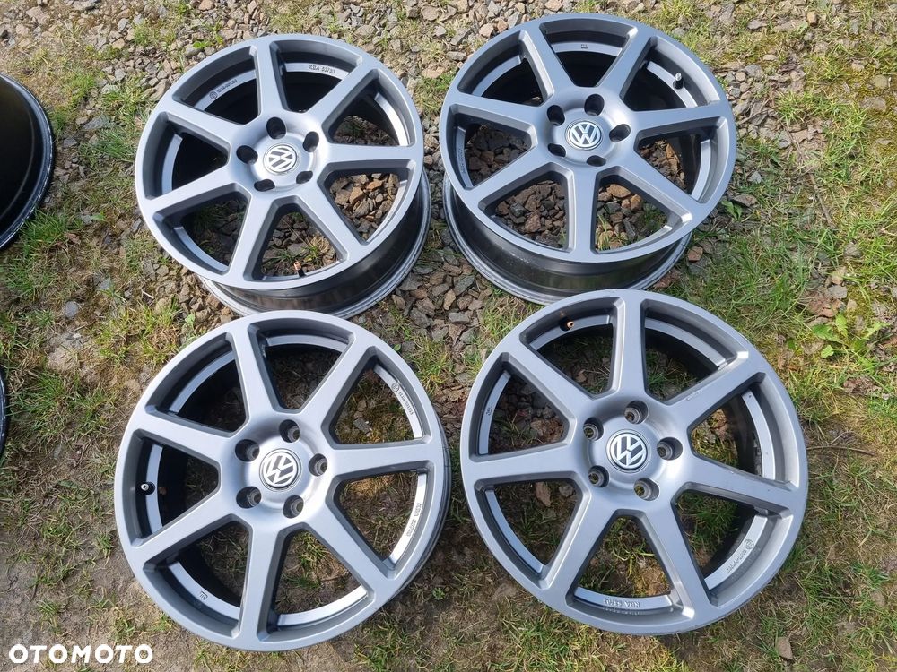 VW PASSAT B8, tiguan,T-ROC,AUDI Q3, SEAT,skoda alu 6,5x17 ET38 bdb stan - 1