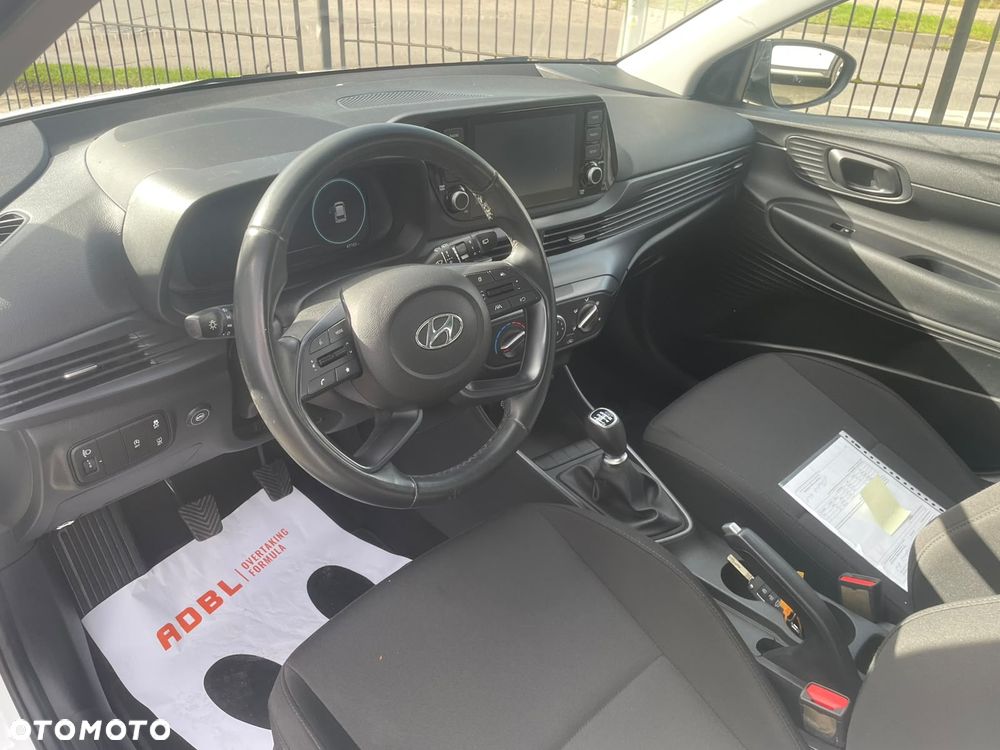 Hyundai i20 - 11