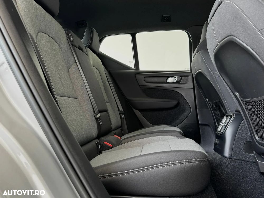Volvo XC 40 Recharge T5 Twin Engine AT7 R-Design - 15