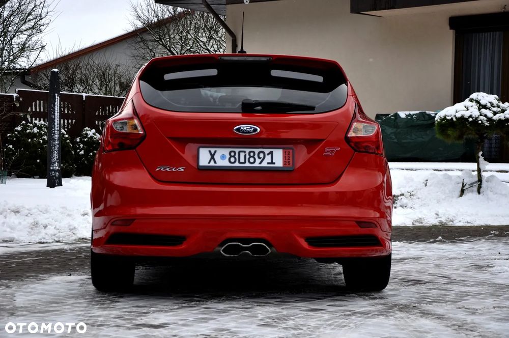 Ford Focus 2.0 EcoBoost ST mit Leder-Sport-Paket - 15