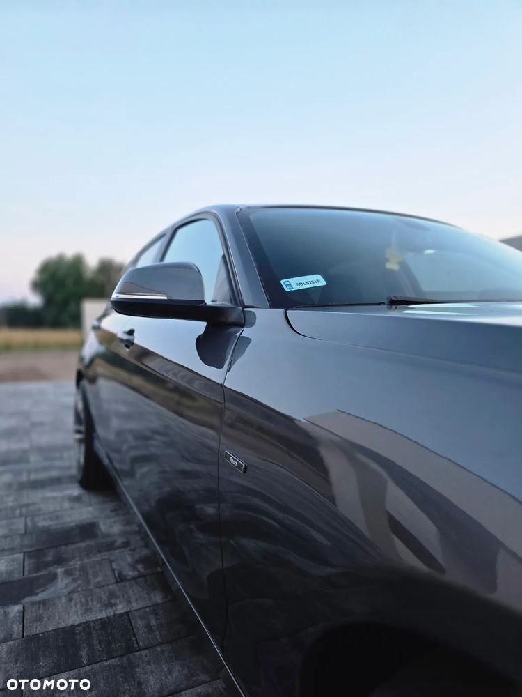 BMW Seria 1 116d Sport Line - 12
