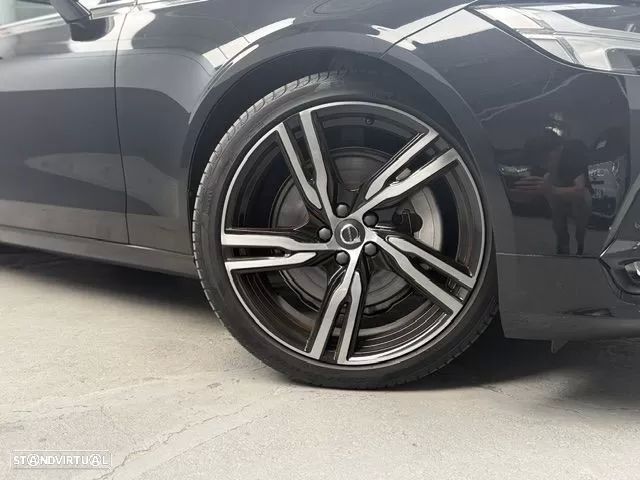 Volvo V90 B5 D AWD Geartronic RDesign — photo 3