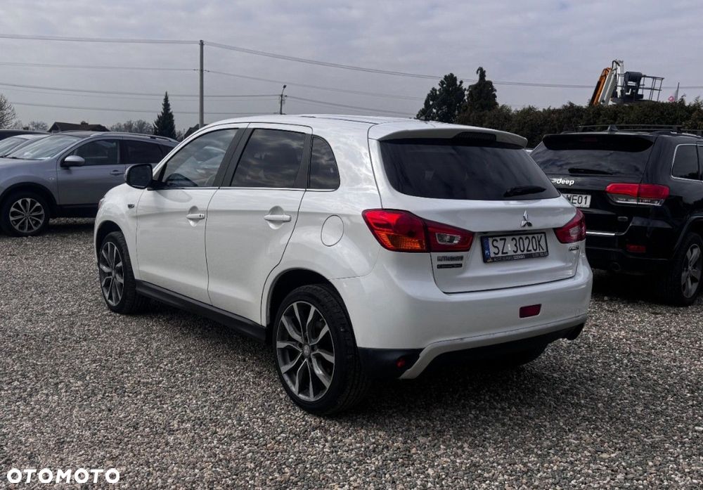 Mitsubishi ASX - 3