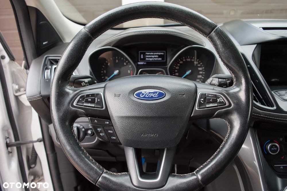Ford Kuga 2.0 TDCi 2x4 Vignale - 12